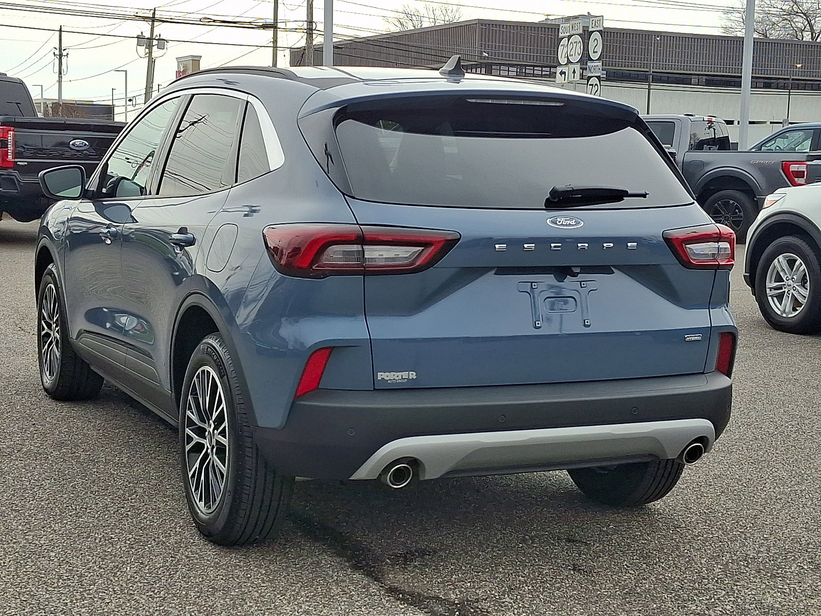 Used 2023 Ford Escape SE image 8