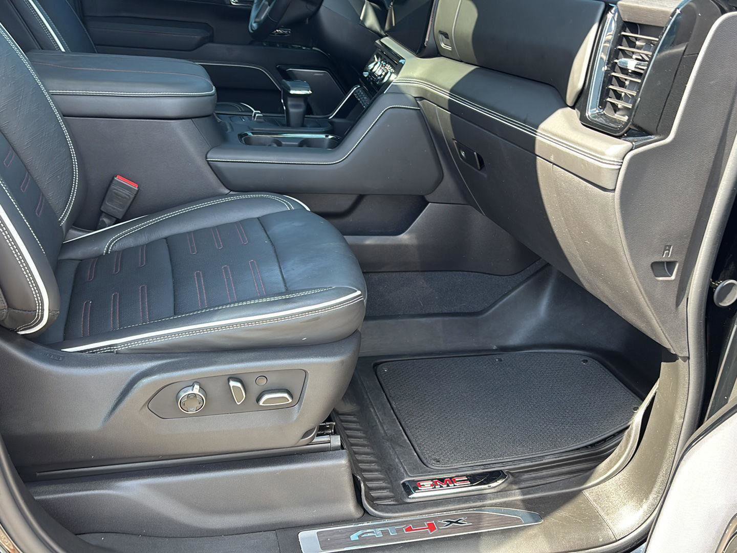 Certified 2024 GMC Sierra 1500 AT4X image 22