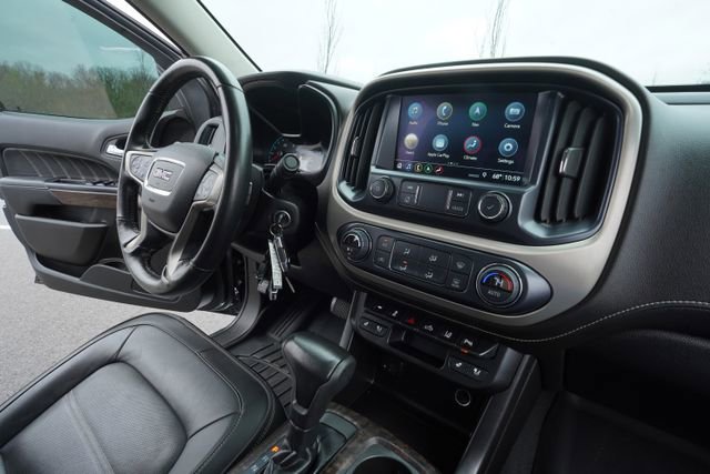 Used 2021 GMC Canyon Denali image 29