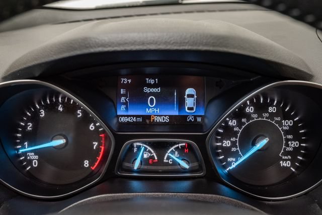 Used 2017 Ford Escape SE w/ SE Sport Appearance Package AWD/4WD image 13