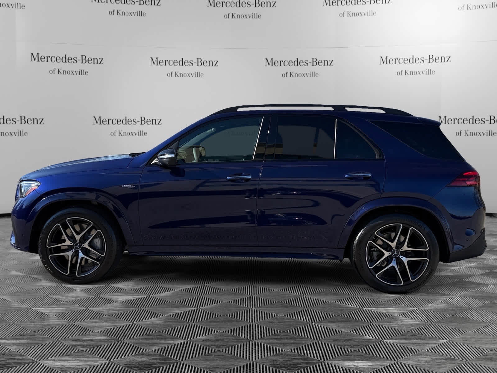 New 2026 Mercedes-Benz GLE 53 AMG AMG GLE 53 image 2