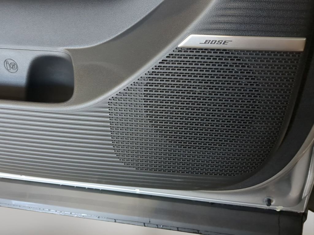 New 2025 Hyundai Santa Fe Limited image 17