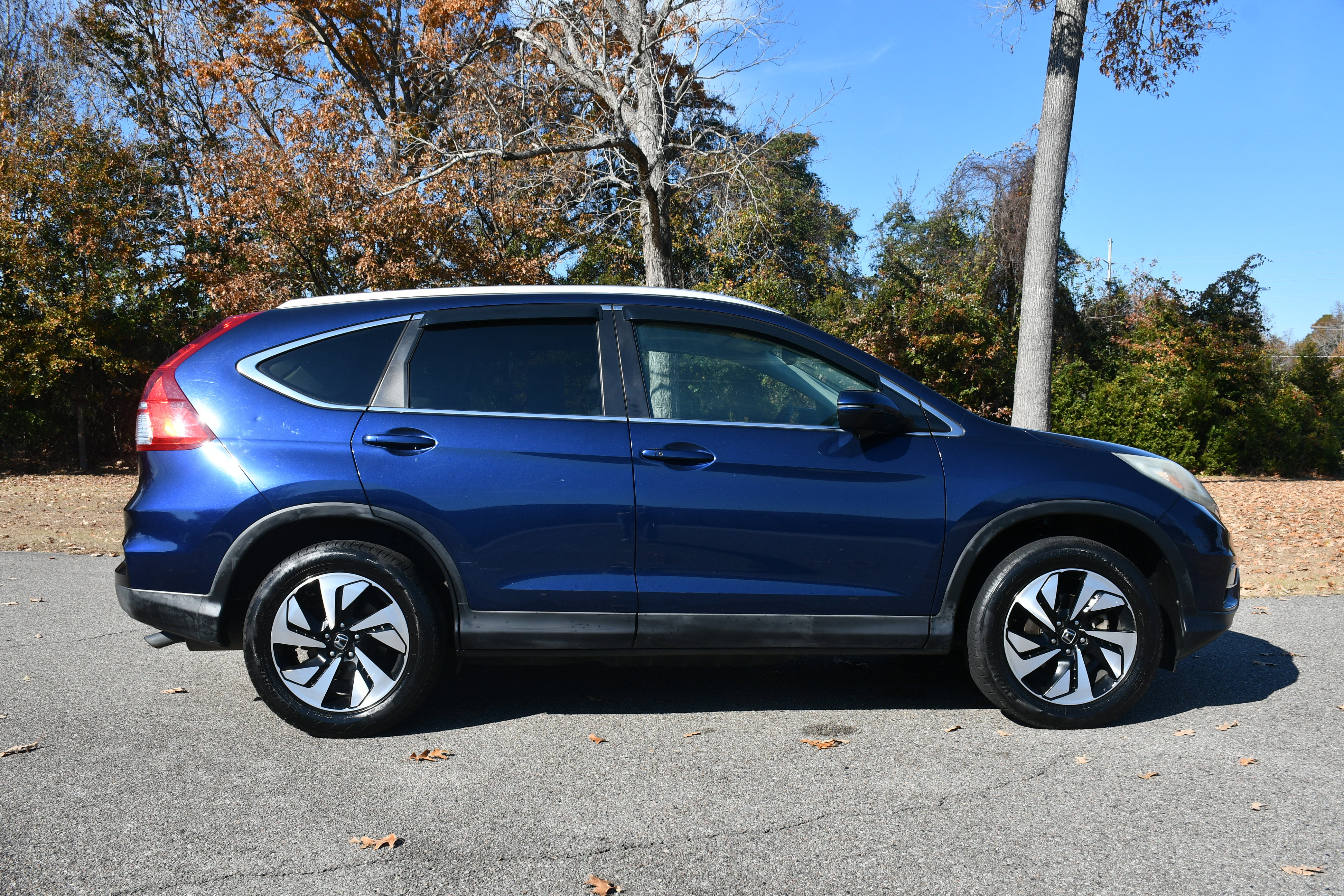 Used 2016 Honda CR-V Touring image 5