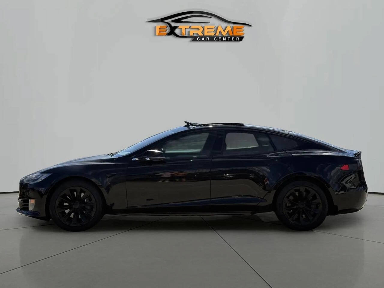 Used 2017 Tesla Model S 75 RWD image 3