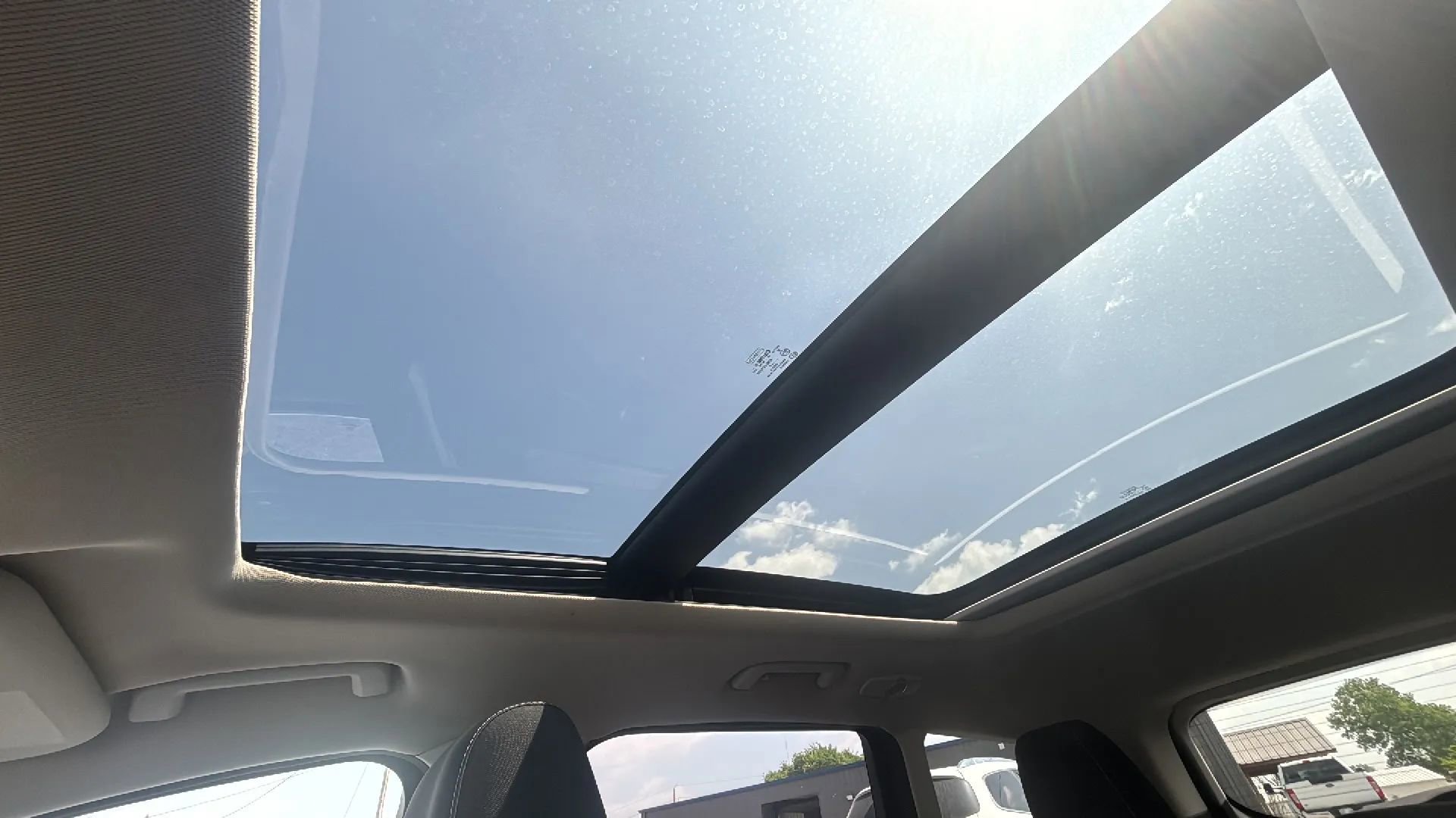 Used 2017 Ford Escape SE w/ Equipment Group 201A AWD/4WD image 30