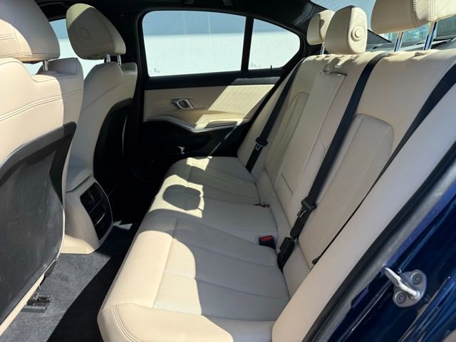 Used 2024 BMW 330i xDrive Sedan w/ Premium Package image 8