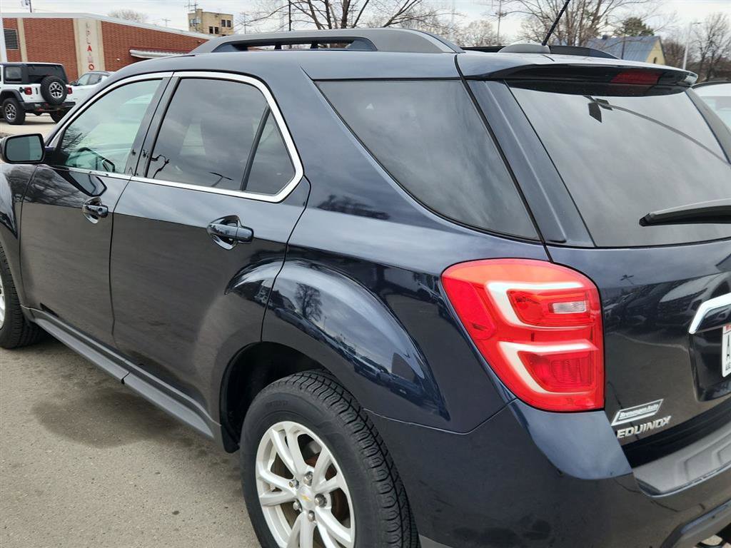 Used 2017 Chevrolet Equinox LT w/ Convenience Package image 5