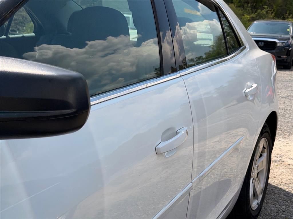 Used 2015 Chevrolet Malibu LS w/ Protection Package FWD image 7