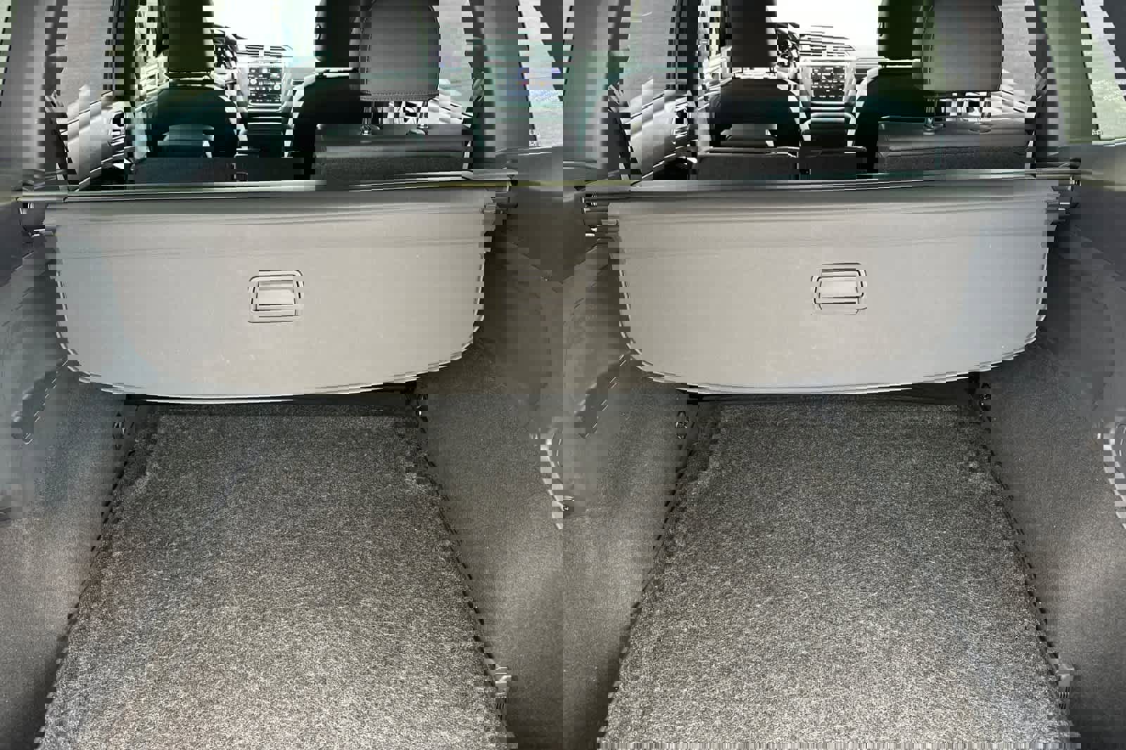 Used 2020 Volkswagen Tiguan SEL Premium R-Line image 16