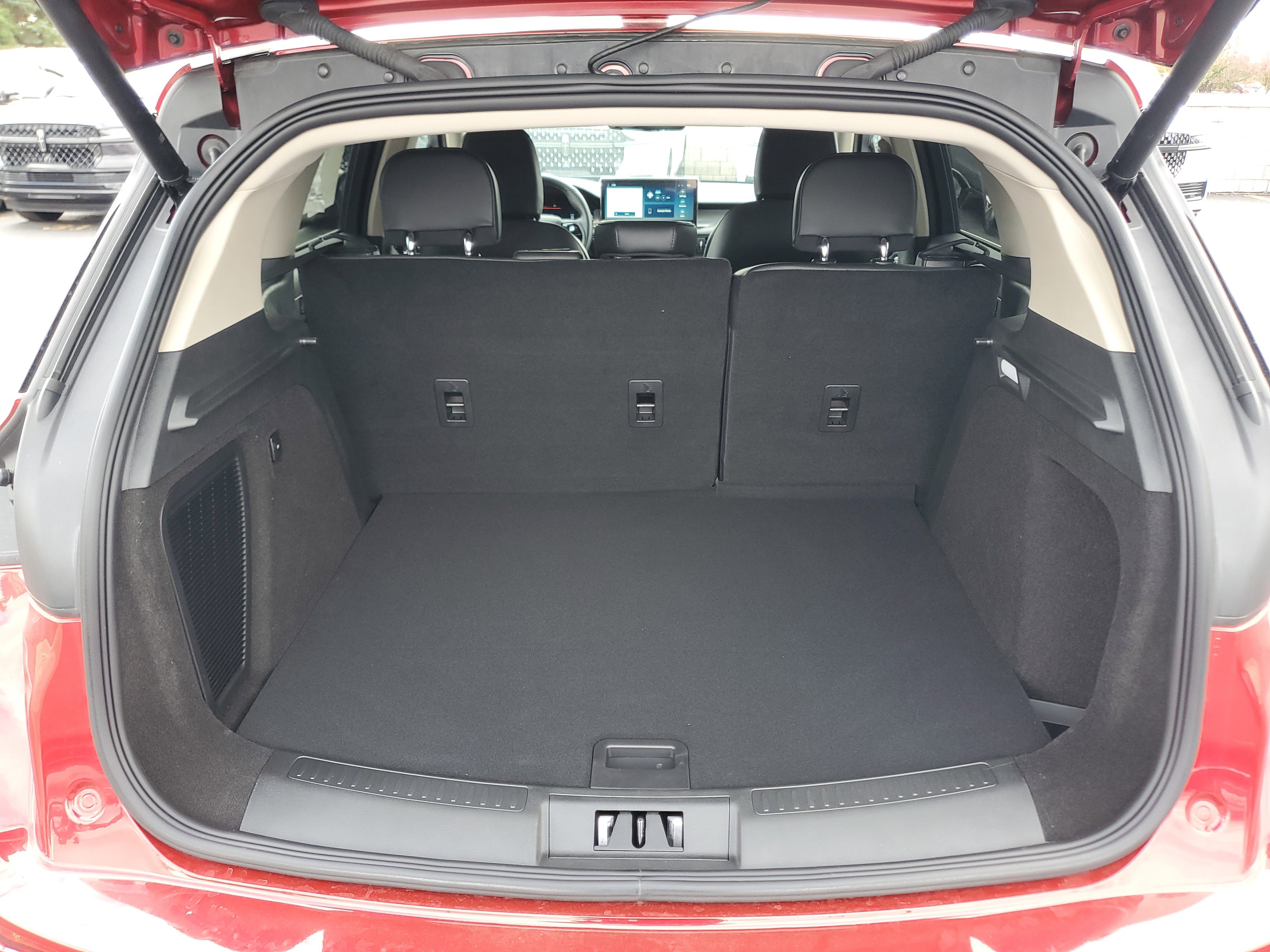 New 2025 Lincoln Corsair FWD image 27