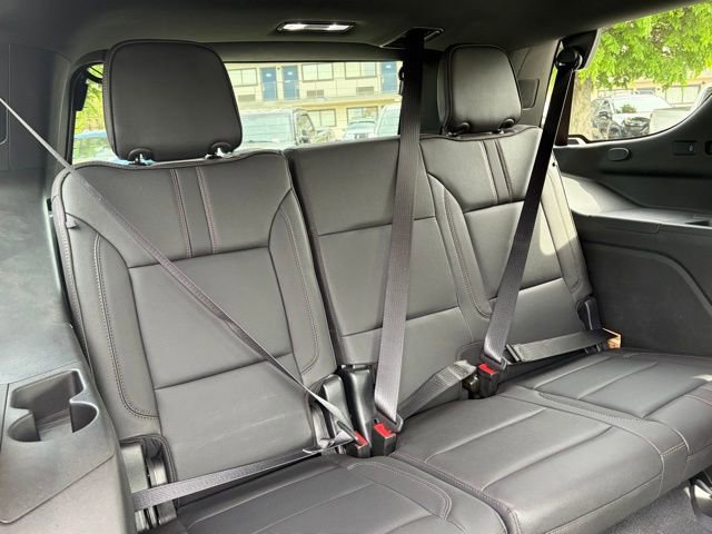 Used 2022 Chevrolet Tahoe RST w/ Luxury Package image 32