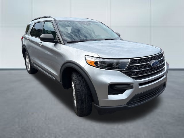 Used 2021 Ford Explorer XLT AWD/4WD image 5