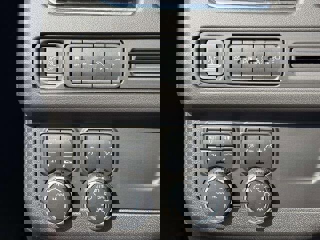 Used 2021 Chevrolet Tahoe LT image 22