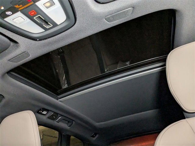 New 2026 Volvo XC60 B5 Plus w/ Protection Package Premier image 15