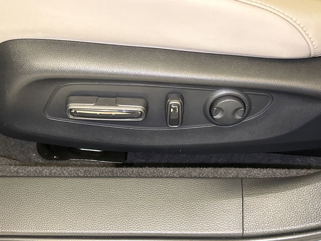 New 2026 Honda Accord Touring image 22