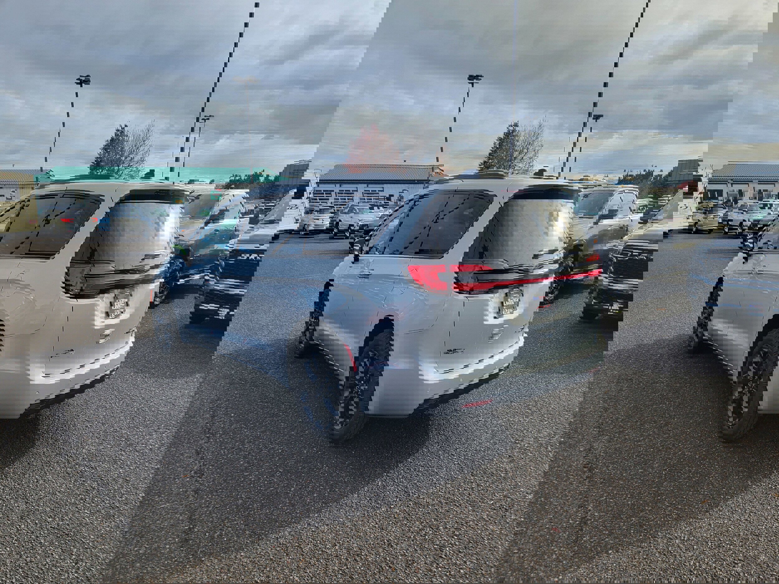 New 2026 Chrysler Pacifica Limited w/ S Appearance Package image 14