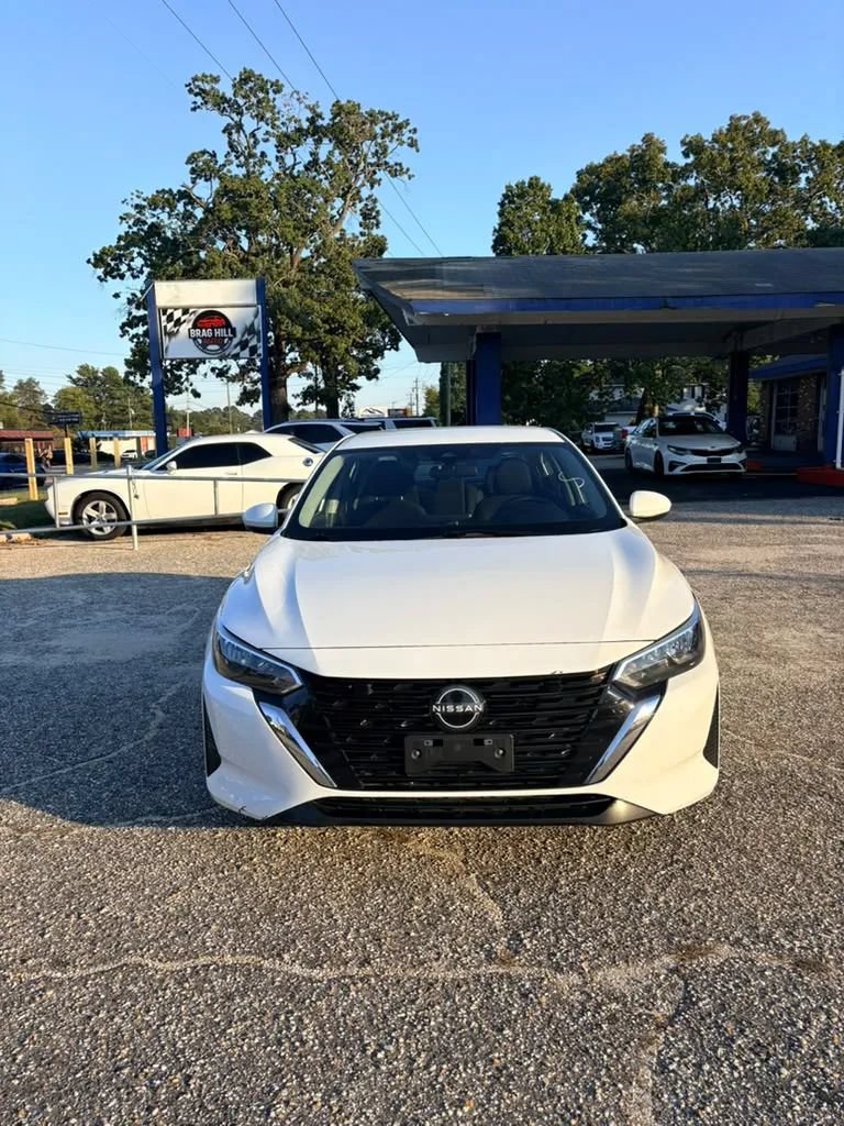 Used 2024 Nissan Sentra S FWD image 2