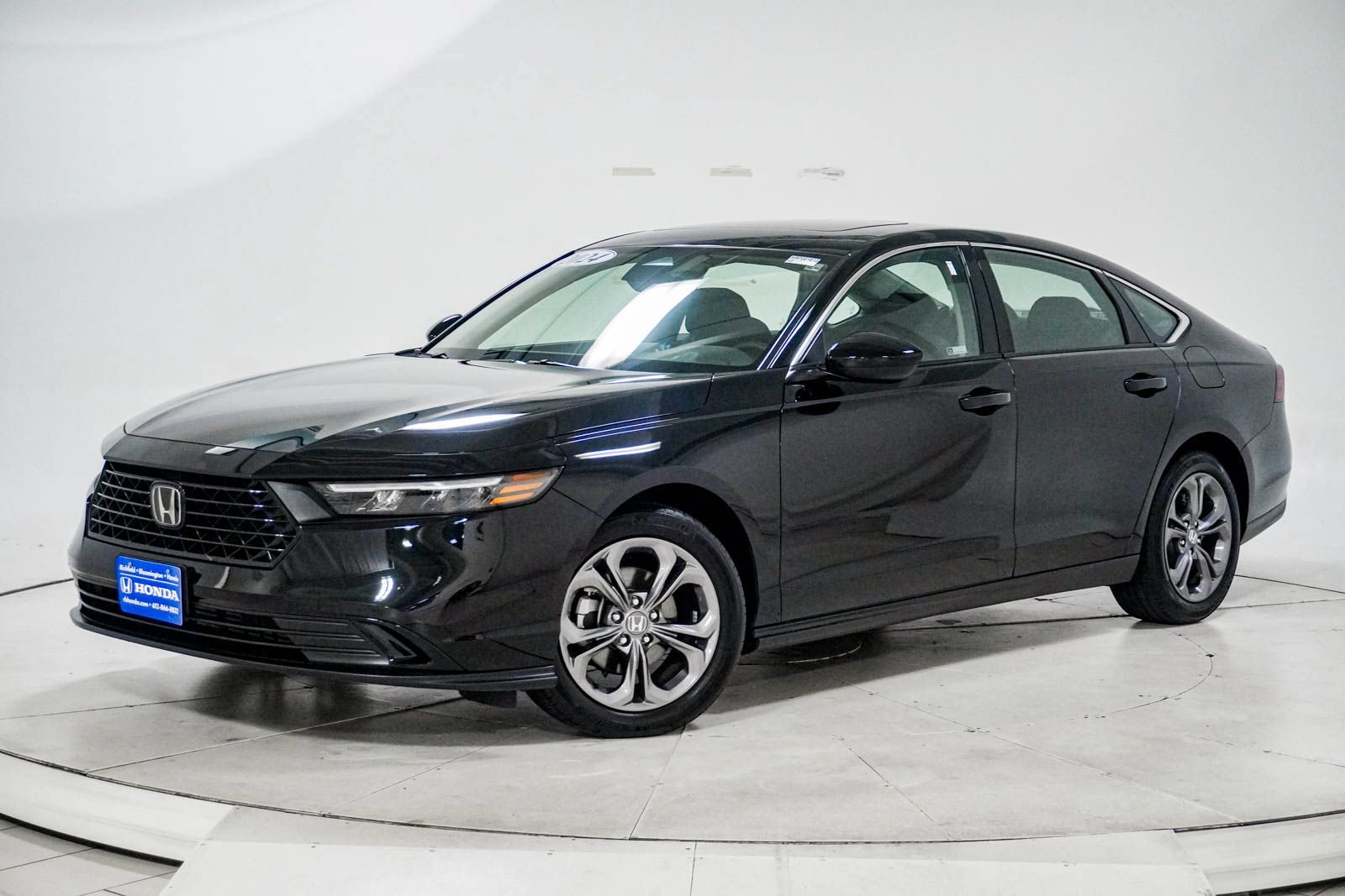 Used 2024 Honda Accord EX