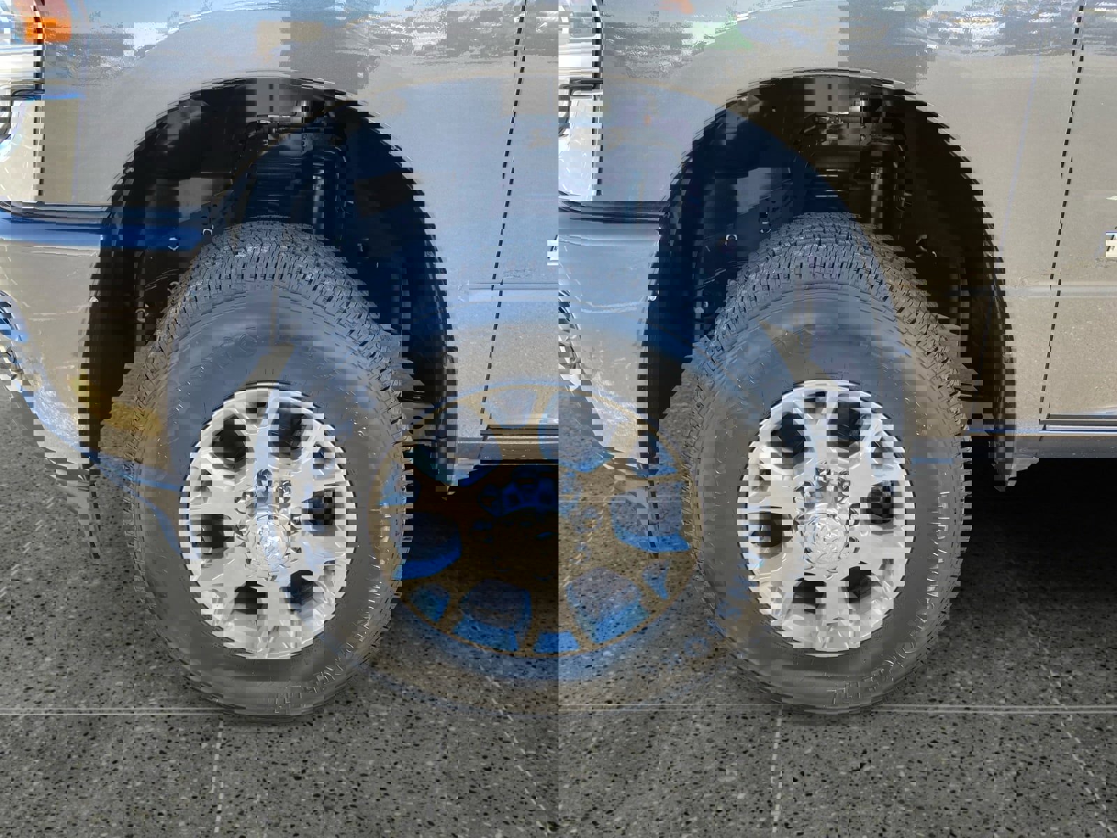 Used 2024 RAM 2500 Laramie image 14