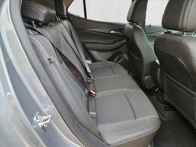 Used 2025 Buick Encore GX Preferred FWD image 17