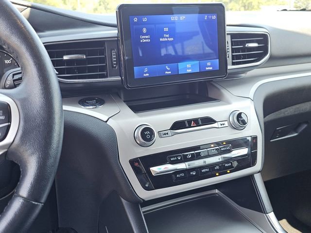 Certified 2023 Ford Explorer XLT w/ Equipment Group 202A image 9