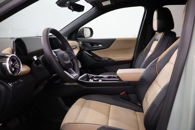 New 2026 Chevrolet Equinox ACTIV w/ Convenience Package III image 11