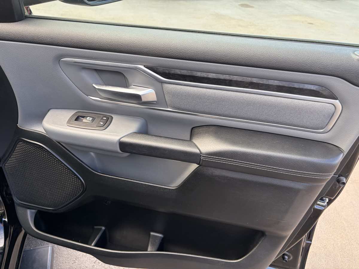 Used 2019 RAM 1500 Big Horn AWD/4WD image 29
