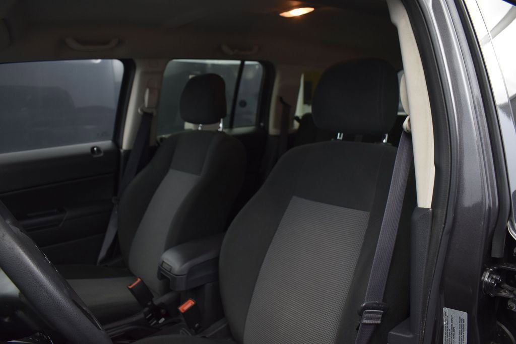 Used 2017 Jeep Patriot Sport w/ Power Value Group FWD image 20