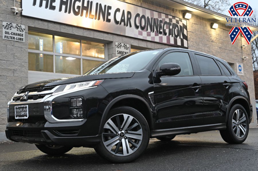 Used 2025 Mitsubishi Outlander Sport SE image 1