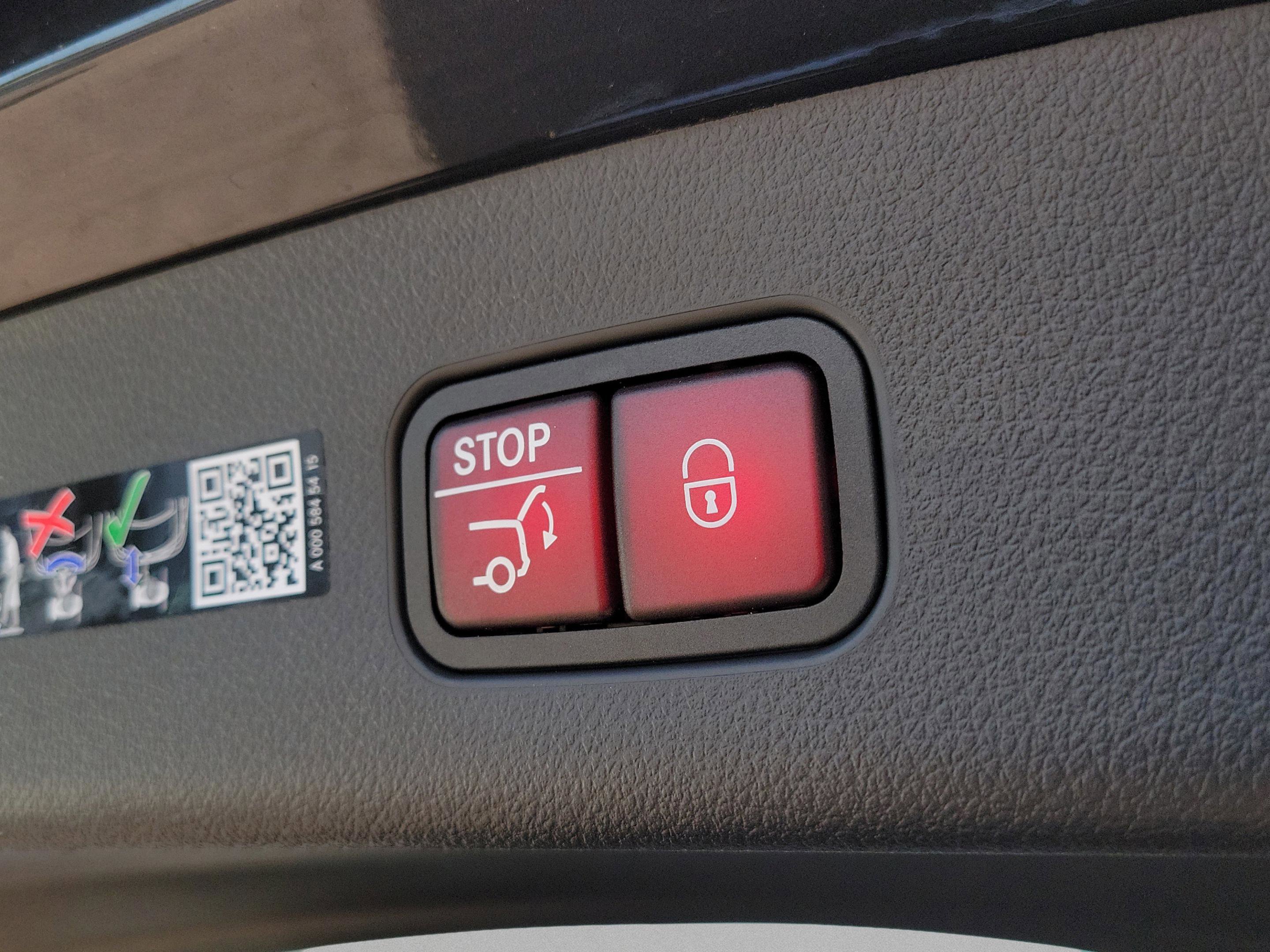 Certified 2026 Mercedes-Benz GLC 300 image 6