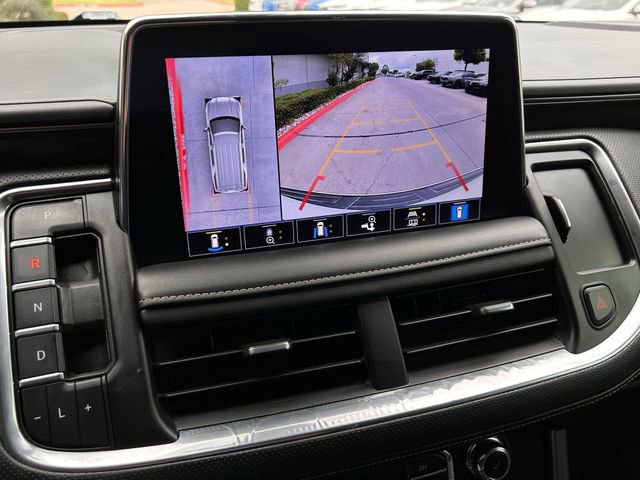 Used 2021 GMC Yukon XL SLT w/ SLT Premium Package image 18