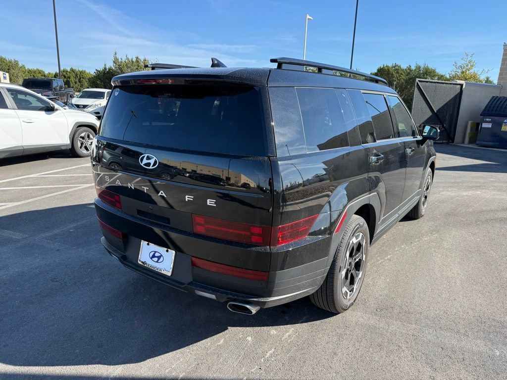 Certified 2025 Hyundai Santa Fe SEL image 4