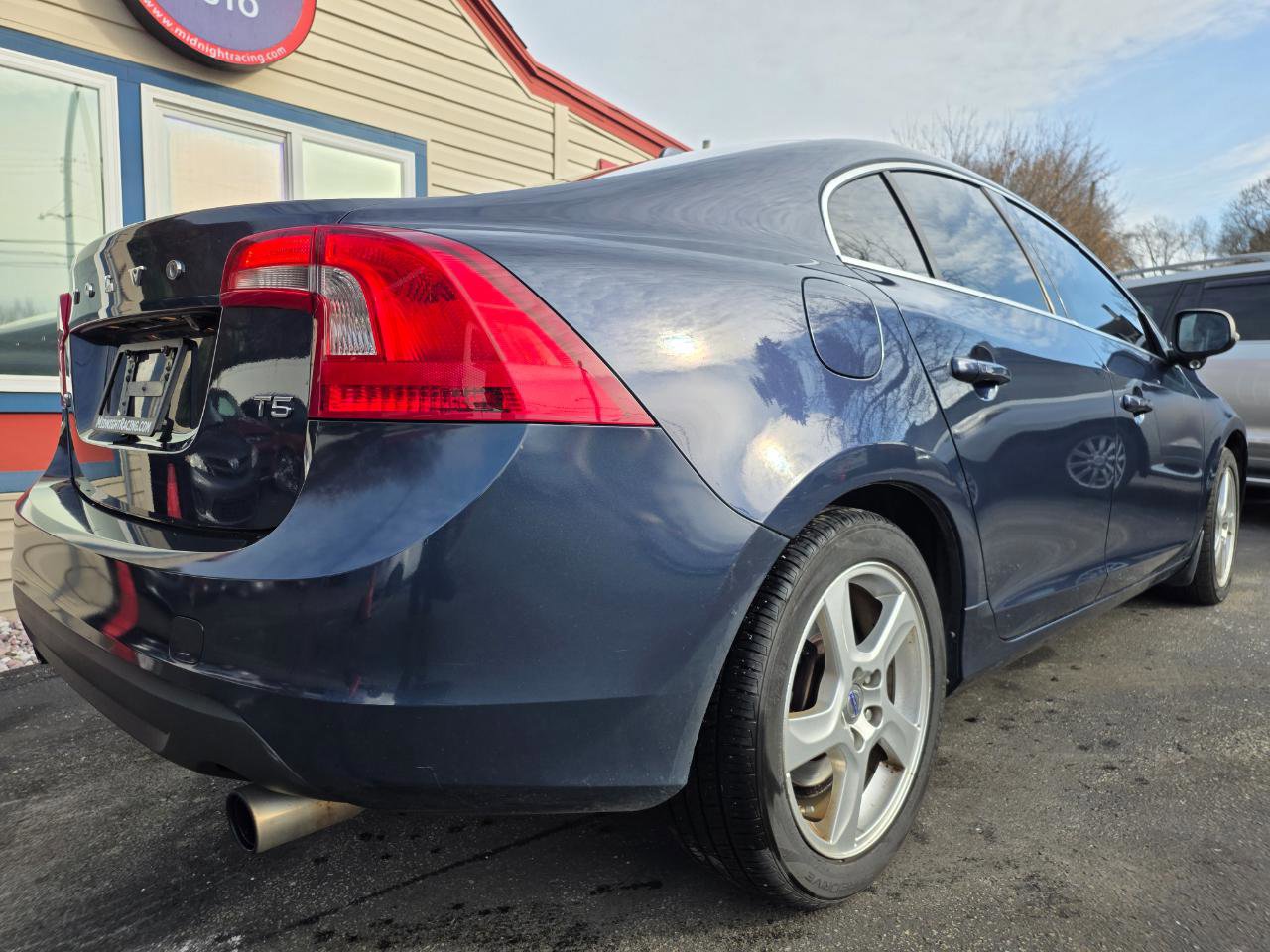Used 2012 Volvo S60 T5 w/ Multimedia Pkg FWD image 8