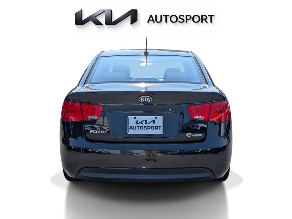Used 2010 Kia Forte LX w/ Convenience Pkg FWD image 10