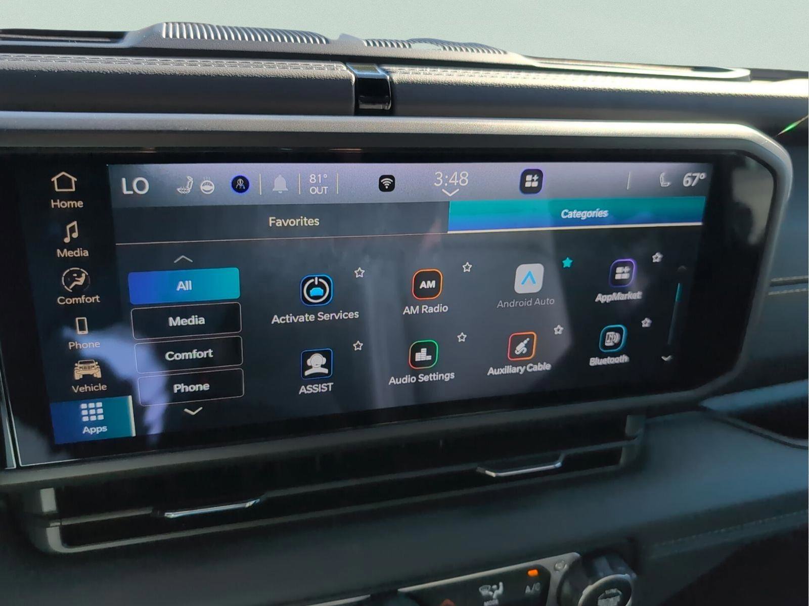 Used 2024 Jeep Wrangler Sahara w/ Safety Group image 20