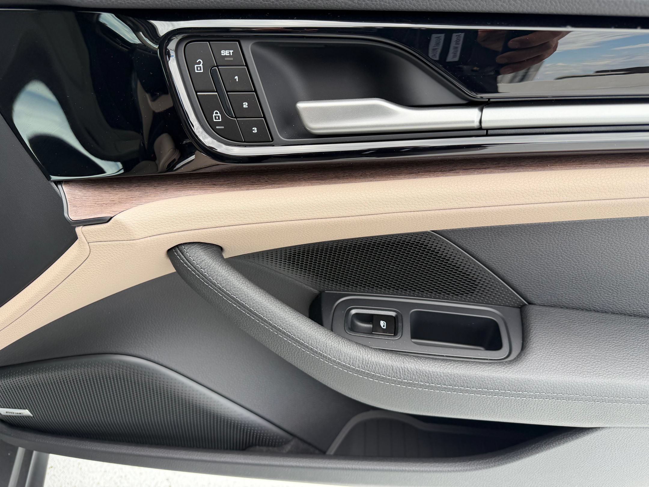 New 2026 Porsche Panamera 4 AWD/4WD image 18