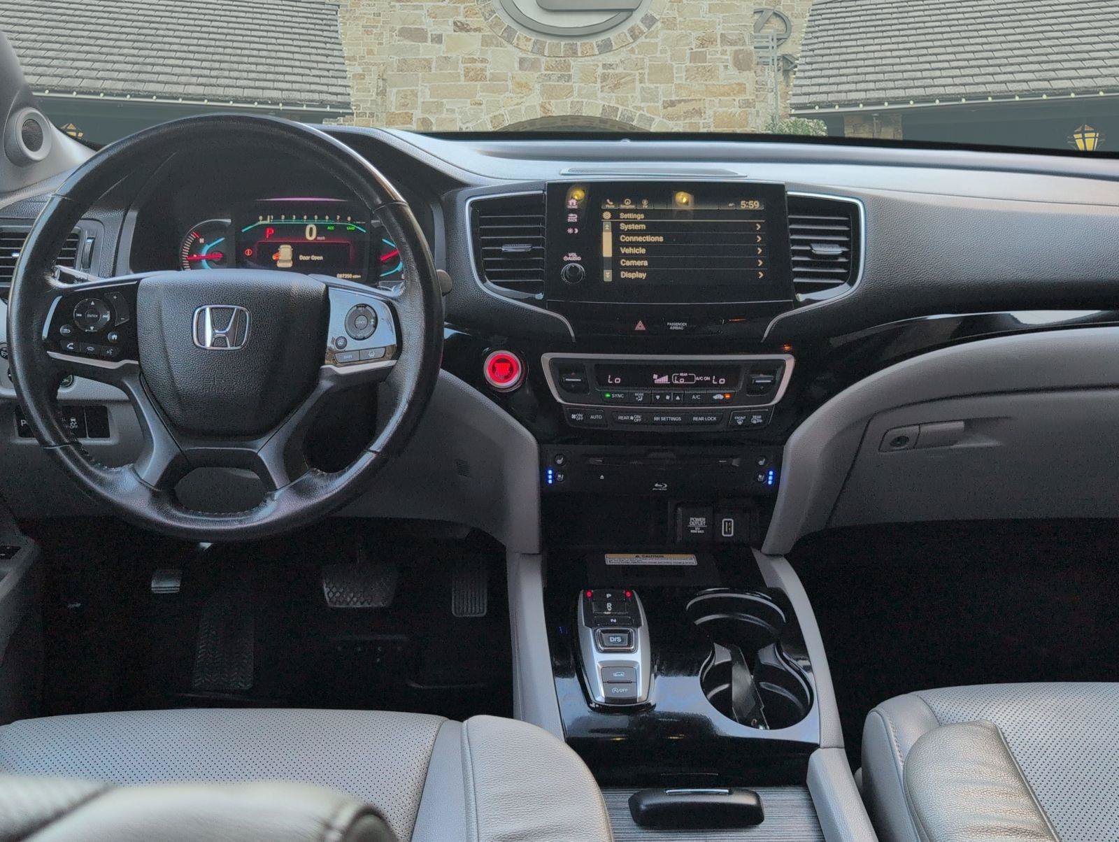 Used 2019 Honda Pilot Elite image 16
