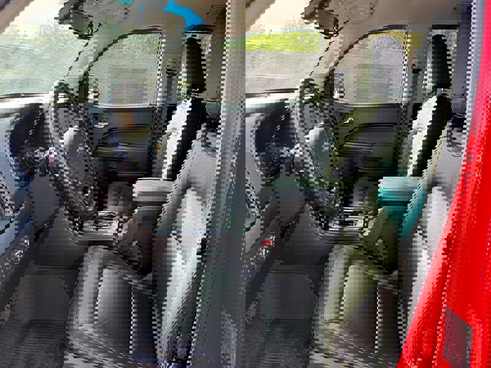 Used 2020 Chevrolet Colorado Z71 image 11