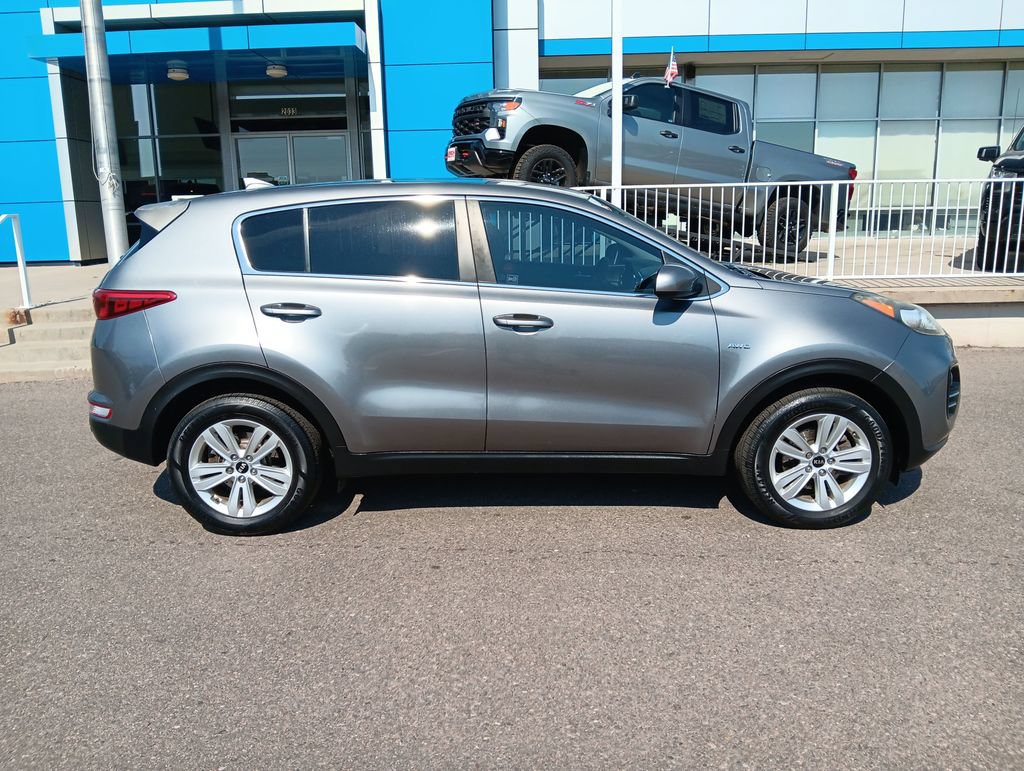 Used 2017 Kia Sportage LX AWD/4WD image 6
