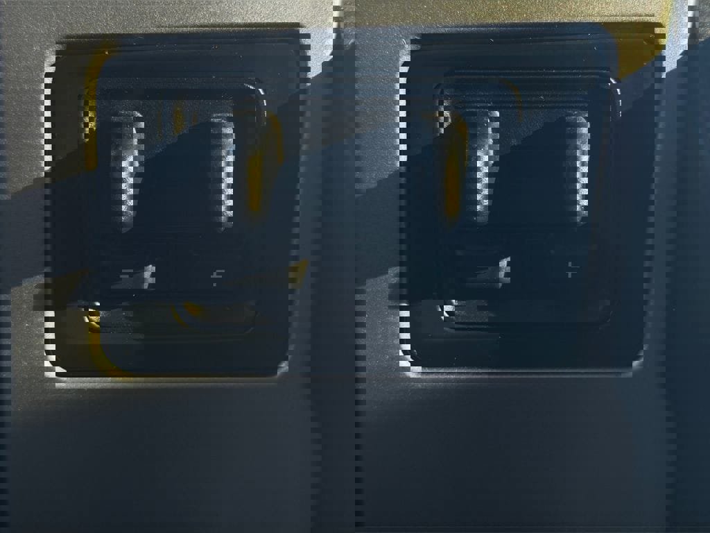 Used 2022 Ford F250 Lariat w/ Tremor Off-Road Package image 27