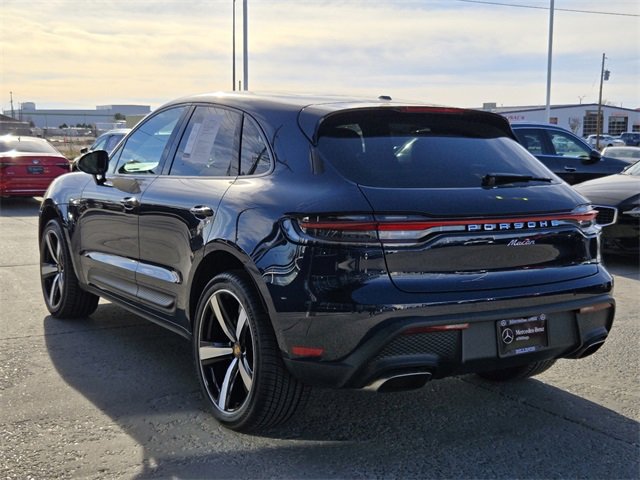 Used 2022 Porsche Macan image 11