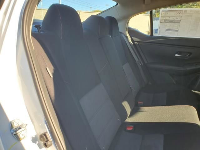 New 2025 Nissan Sentra SR image 15