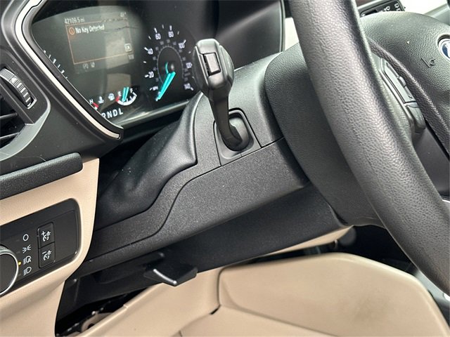 Certified 2020 Ford Escape SE image 29
