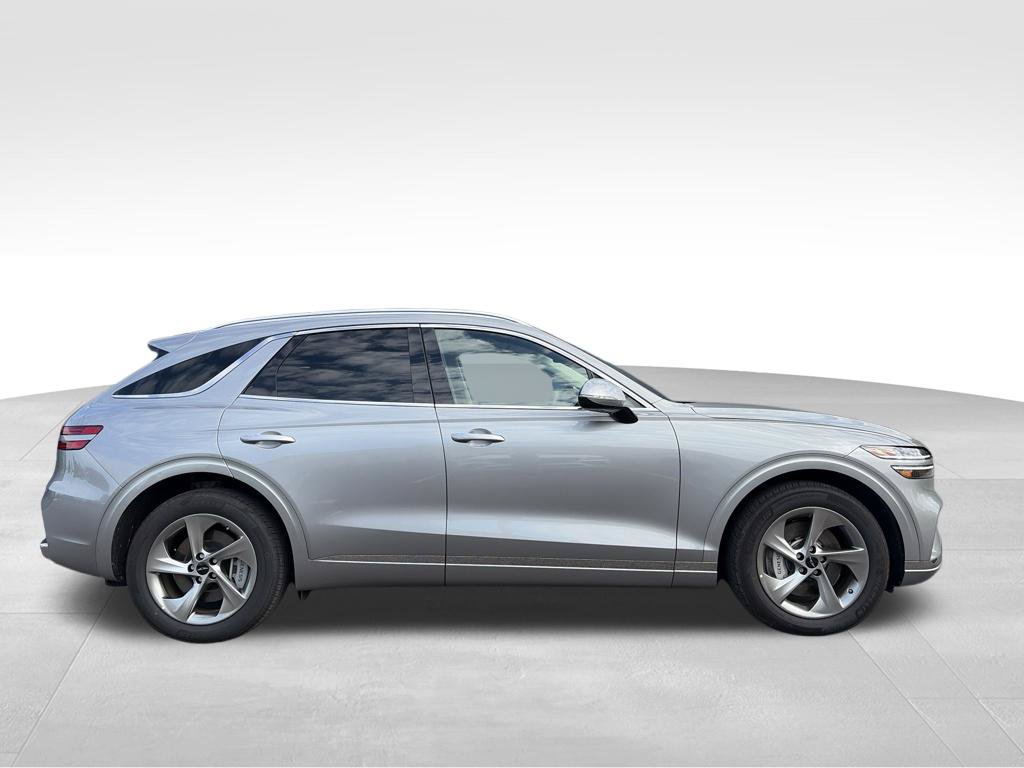 Certified 2026 Genesis GV70 2.5T Select AWD/4WD image 2