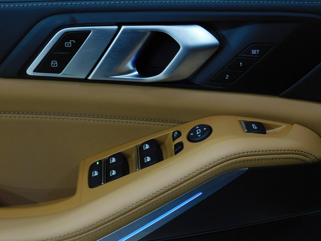 Used 2023 BMW X5 xDrive40i image 24