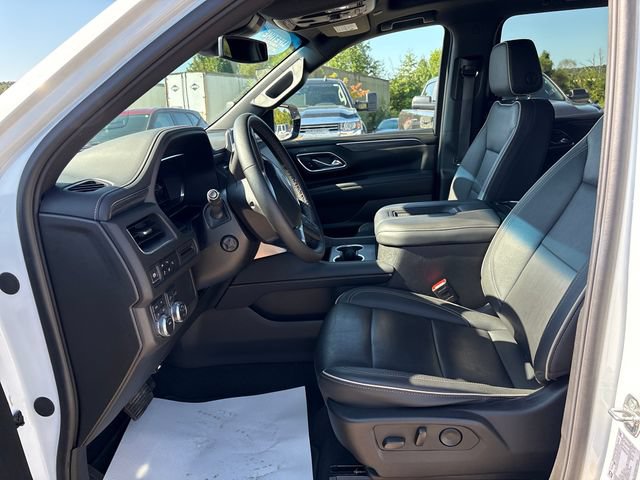 Used 2024 GMC Yukon XL SLT w/ SLT Luxury Package AWD/4WD image 8