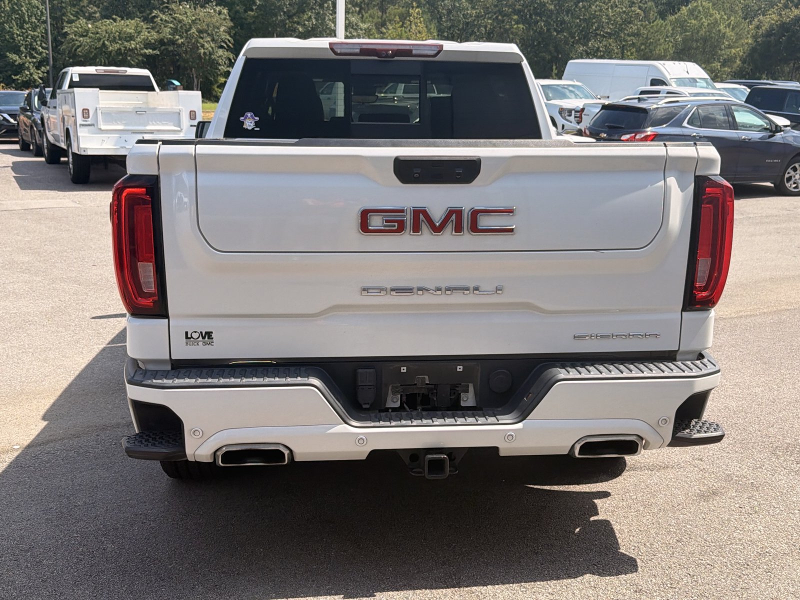 Used 2023 GMC Sierra 1500 Denali AWD/4WD image 11