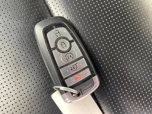 Used 2023 Ford Escape Platinum AWD/4WD image 24