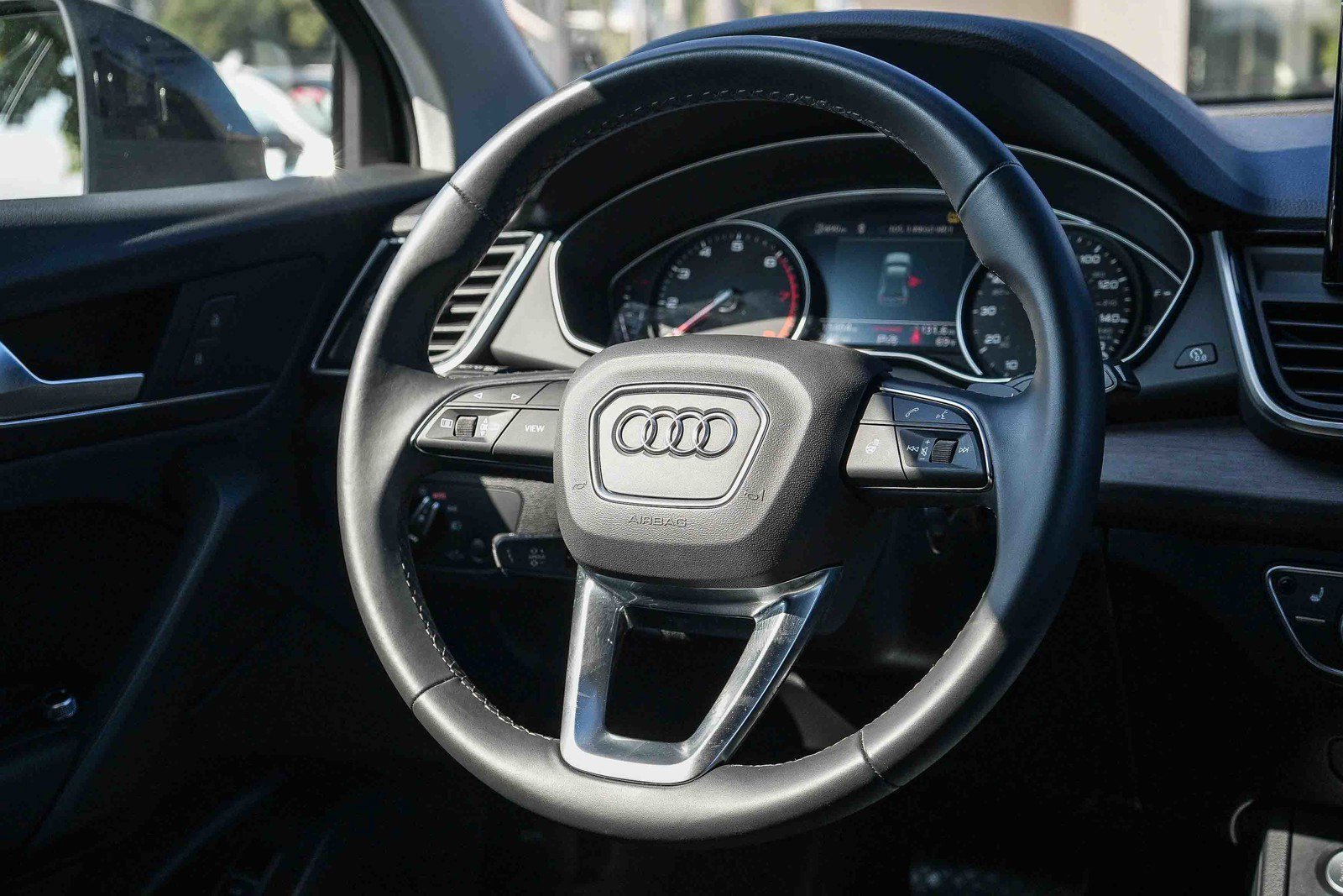 Used 2025 Audi Q5 2.0T Premium image 14