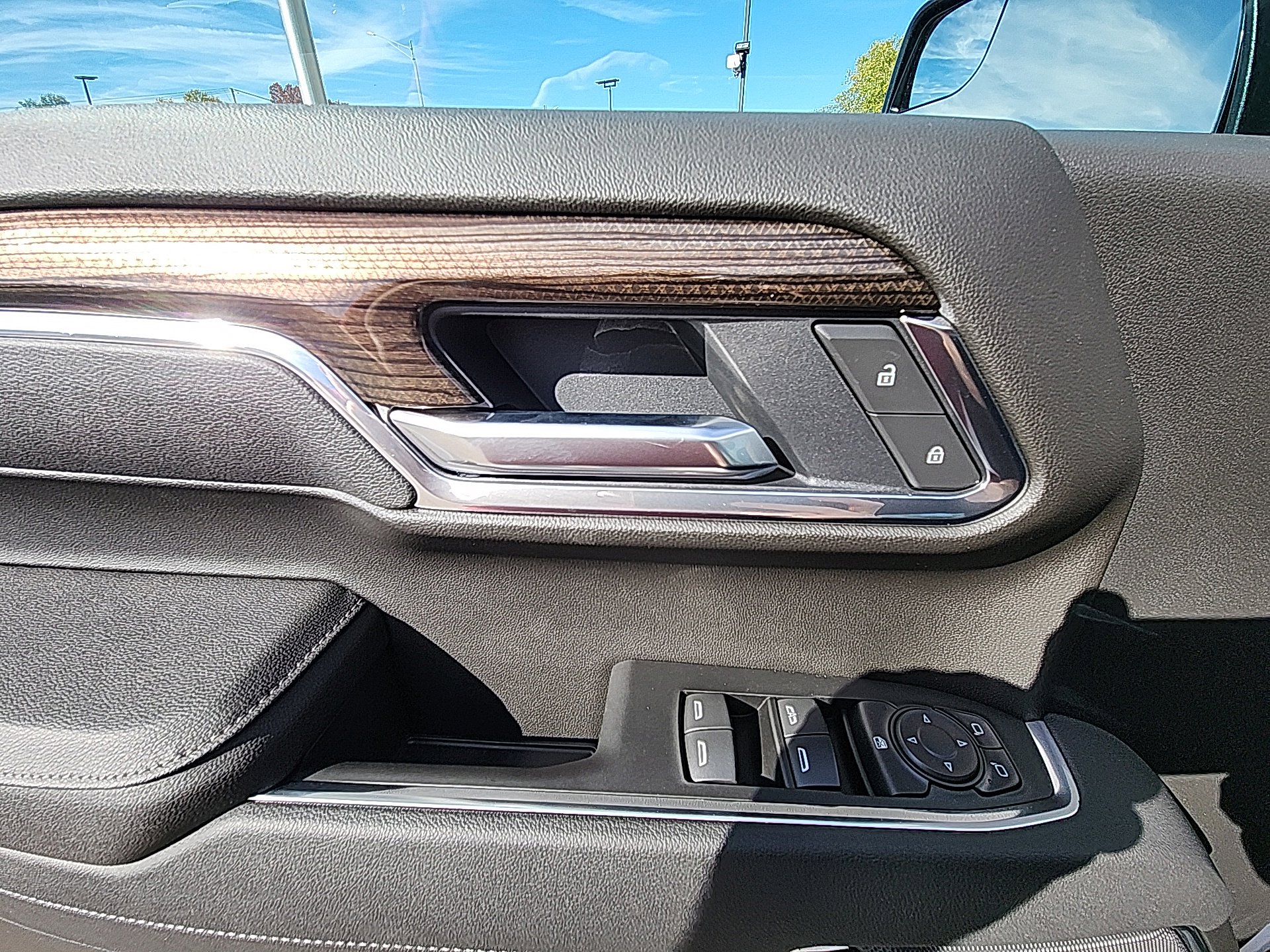 New 2026 Chevrolet Silverado 1500 LT Trail Boss w/ Convenience Package II image 14